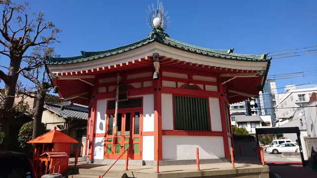 photo-1