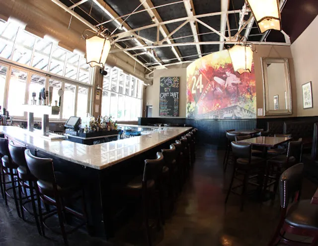 Building 24 Kitchen and Bar