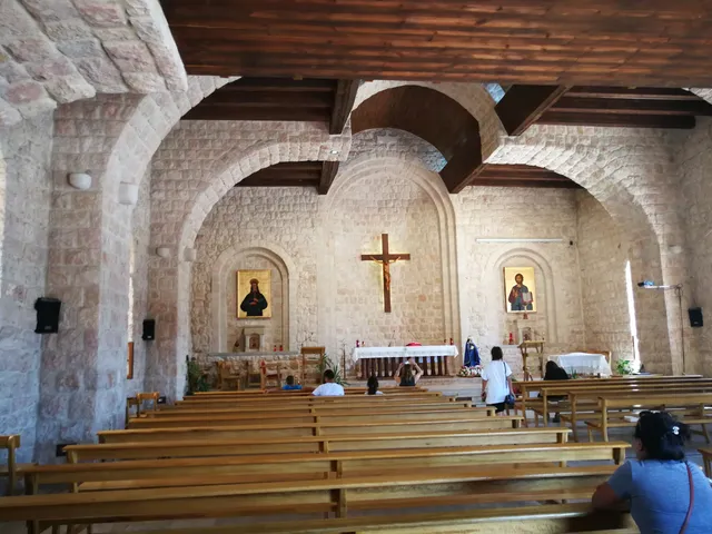 photo-1