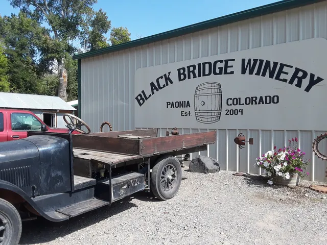 Orchard Valley Farms and Market