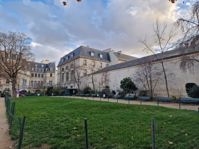 Square Léopold-Achille
