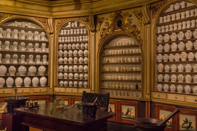 Museu Cusí de Farmàcia