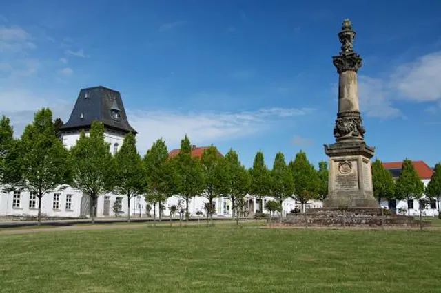 Schloss Park