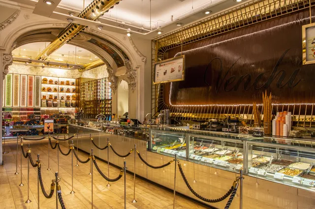 Venchi Cioccolato e Gelato Via del Corso