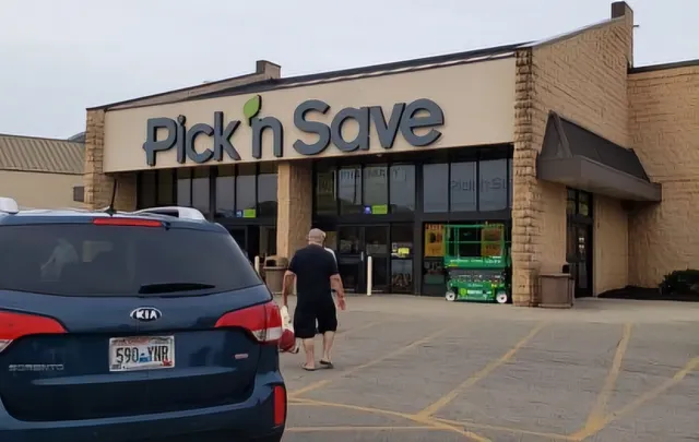 Pick 'n Save Pharmacy
