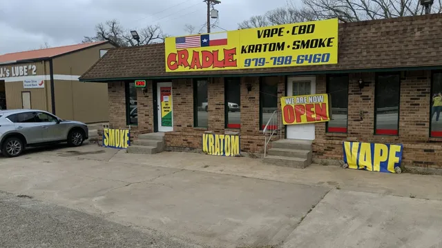 CRADLE Vape DELTA Kratom Smoke Shop