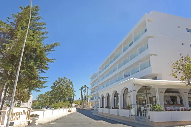 Chrystalla Hotel