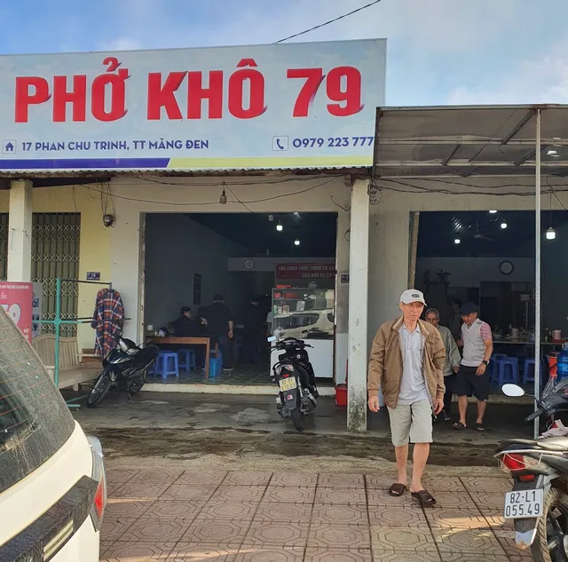 Phở Khô Măng Đen 79