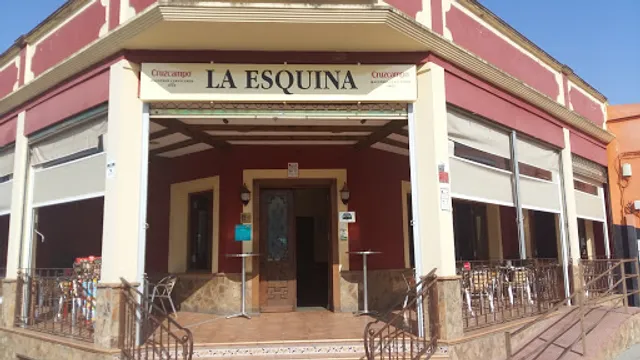 Café Bar La Esquina
