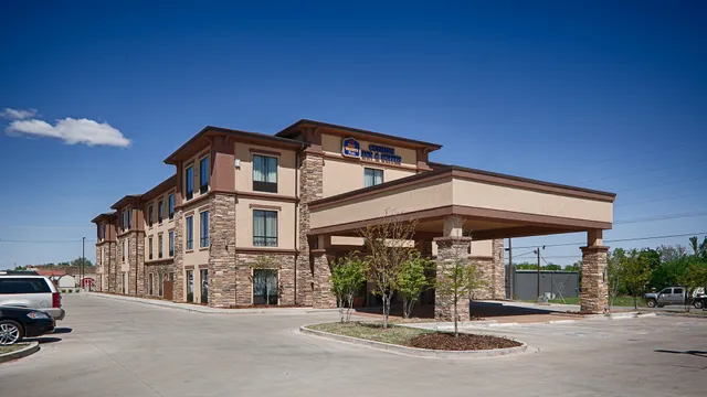 Best Western Plus Cushing Inn & Suites