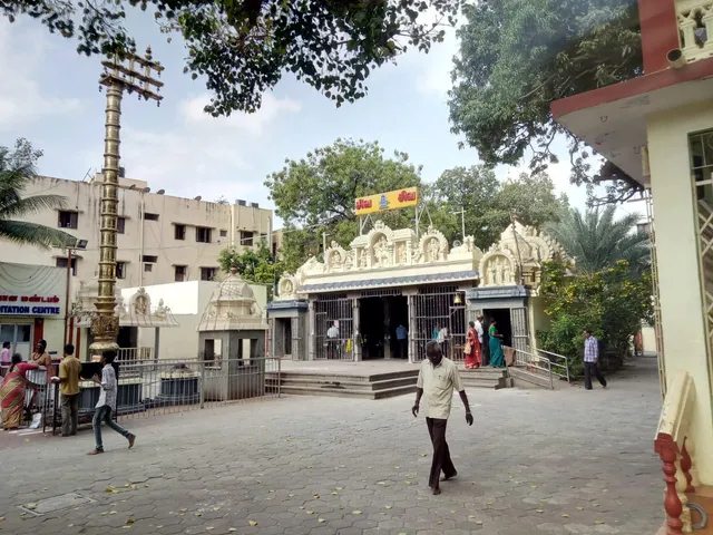 SRI Apparswamy Jeeva Samadhi / Temple