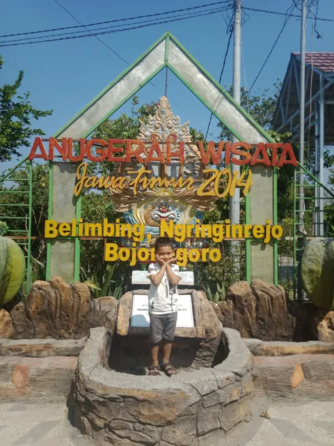 Agrowisata Kebun Belimbing Ngringinrejo