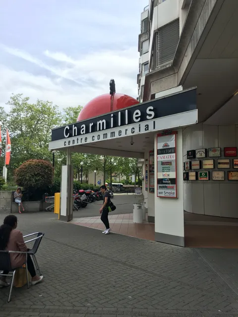 Centre Commercial Planète Charmilles
