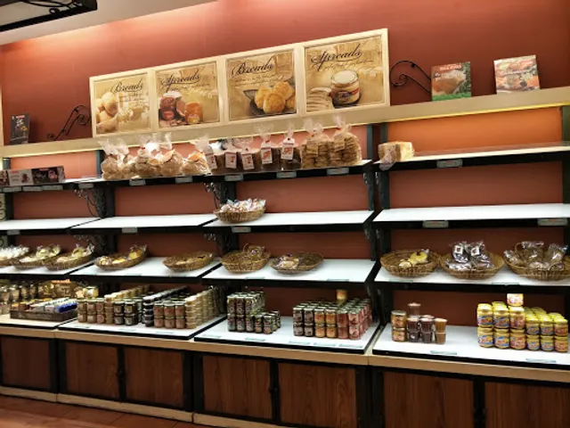 Pan De Manila Northwalk