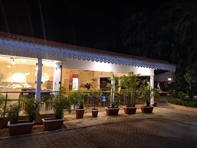Rudra Restaurant - Kailash Parbat Hotel