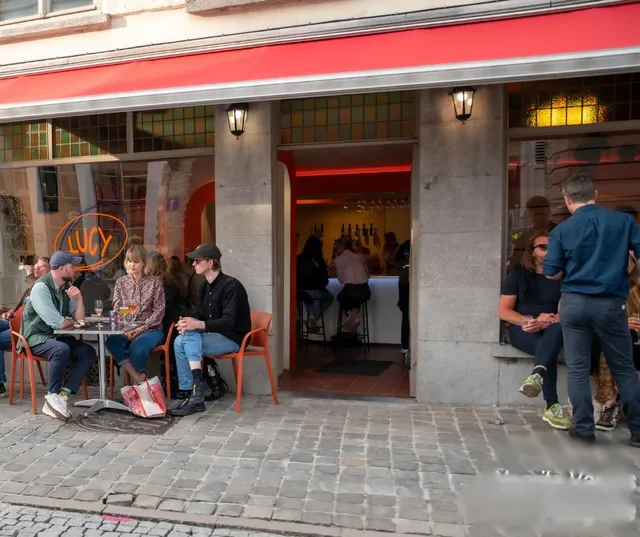 LUCY ⎜Specialty coffee & natural wine