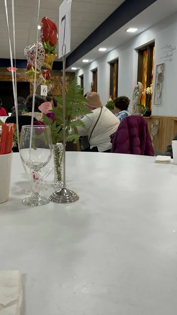 Thanh Tung Video & Gifts