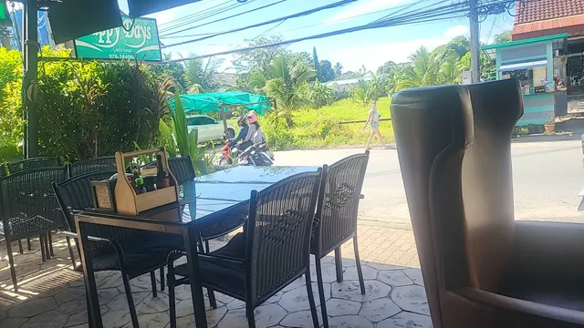 Happy Days Restaurant