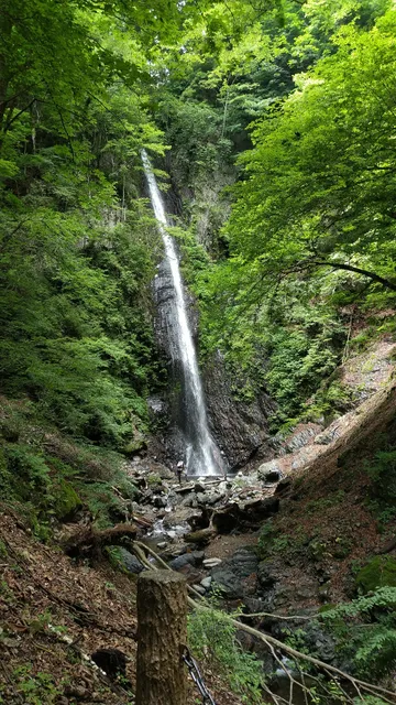 Shiraitono Falls