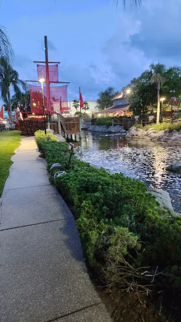 Smugglers Cove Adventure Golf