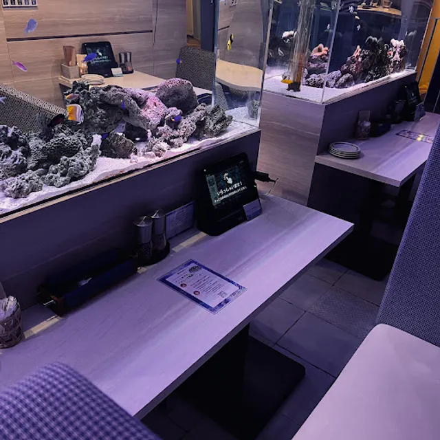 aquarium dining サカナノセカイ 小倉店