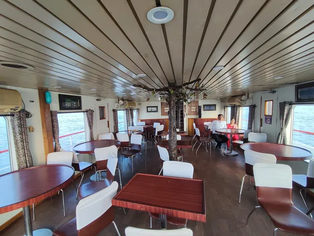 MV Ganga Vihar Floating Restaurant