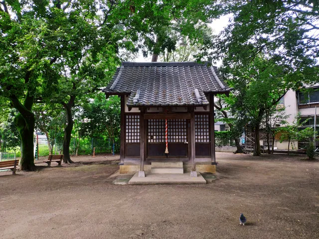 Toneri Suwa Shrine