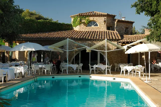 Logis Hôtel l'Enclos des Lauriers Roses