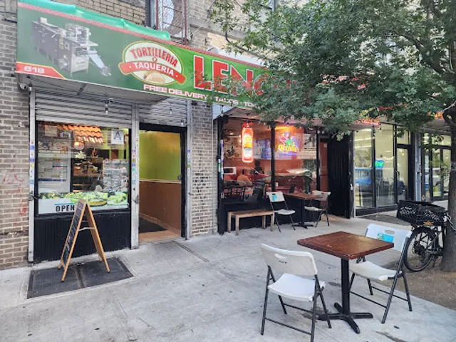 Tortilleria y Taqueria Lenchita