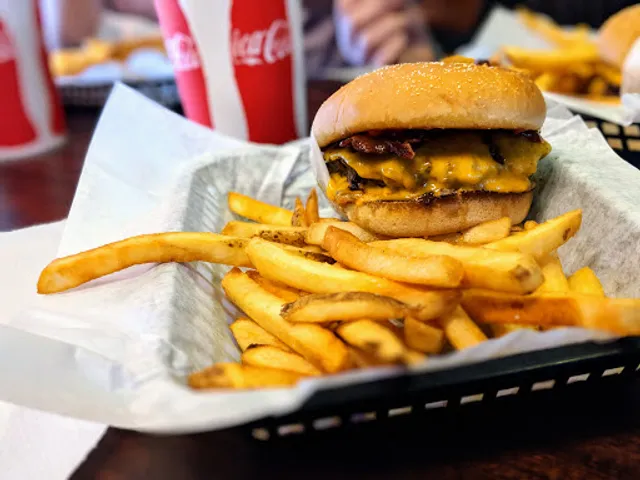 Killer Burger Hollywood