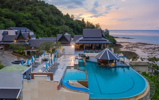 Namaka Resort Kamala