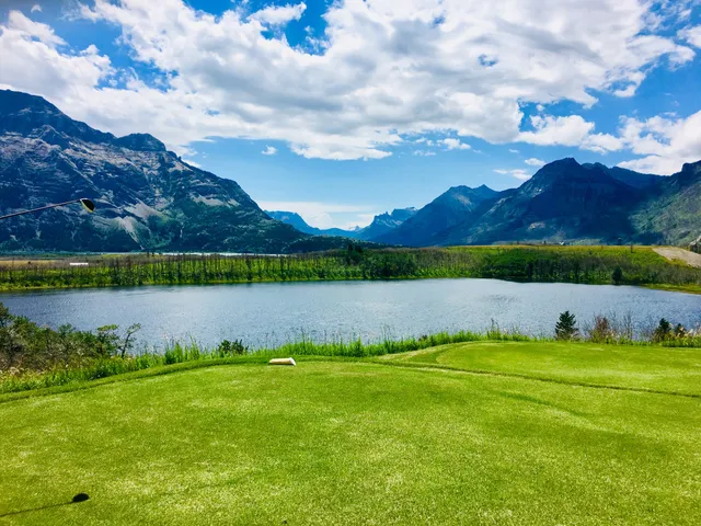 Waterton Lakes Golf Course
