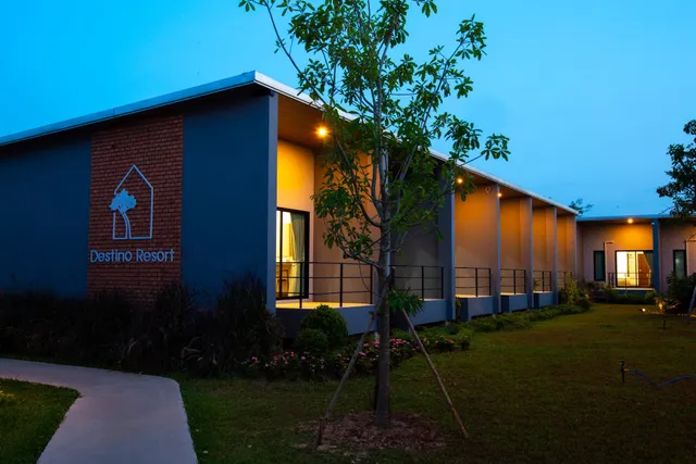Destino Hotel Surin (โรงแรมเดสติโน่ สุรินทร์)