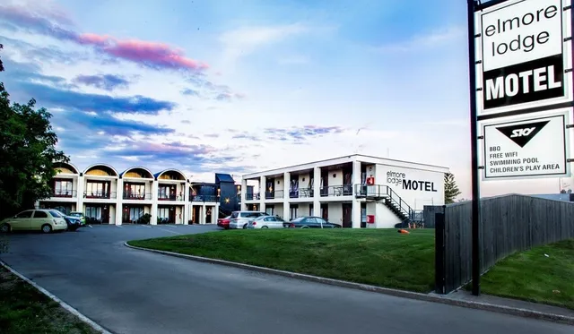 Elmore Lodge Motel