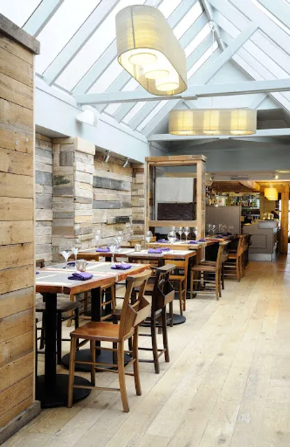 Giggling Squid - Henley