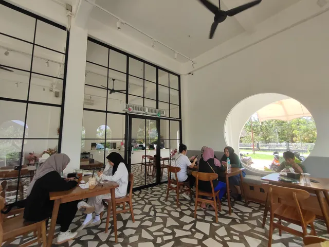 Spot Cafe Singkawang