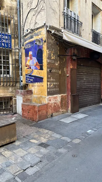 La Pizza - Restaurant