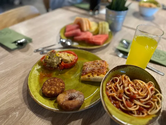 Legoland breakfast buffet