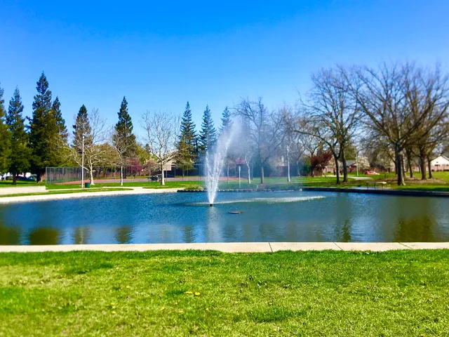 North Laguna Creek Park