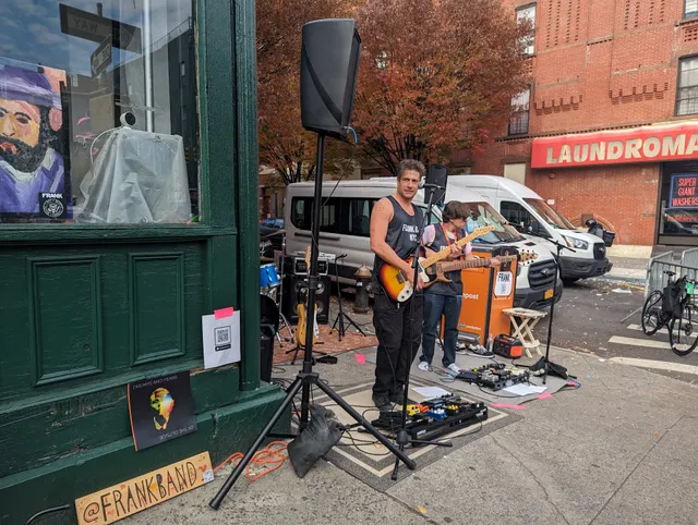 Laundromat Wash & Fold