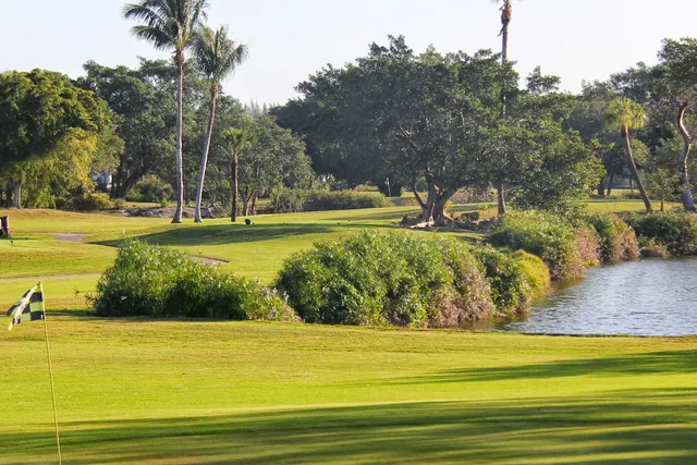 Sanibel Island Golf Club
