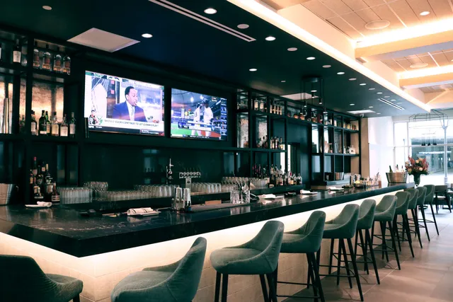 TASTE Restaurant & Bar