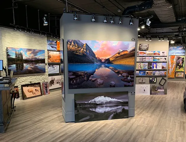 The Ken Hoehn Gallery