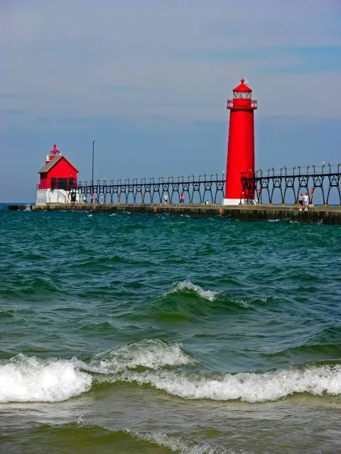 Grand Haven Lighthouse Connector Park