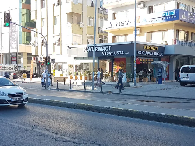 Kavurmacı Vedat usta