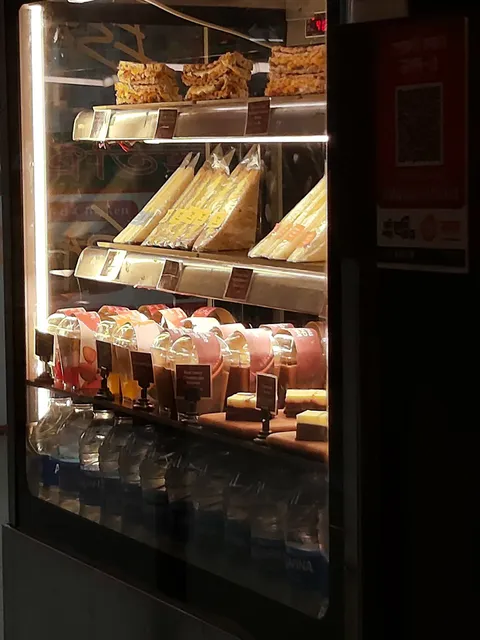 Tabaq Coffee | Baridhara DOHS