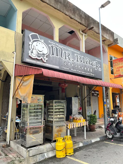Mr Black Bao Shop