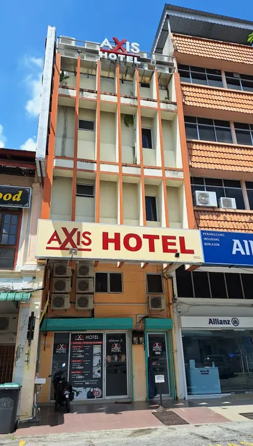 Axis Hotel