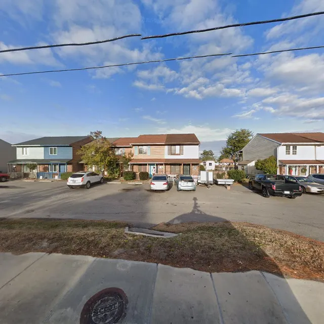 Michelle's Earrings & Thangz