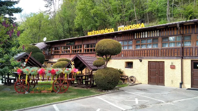 Reštaurácia Ponorka